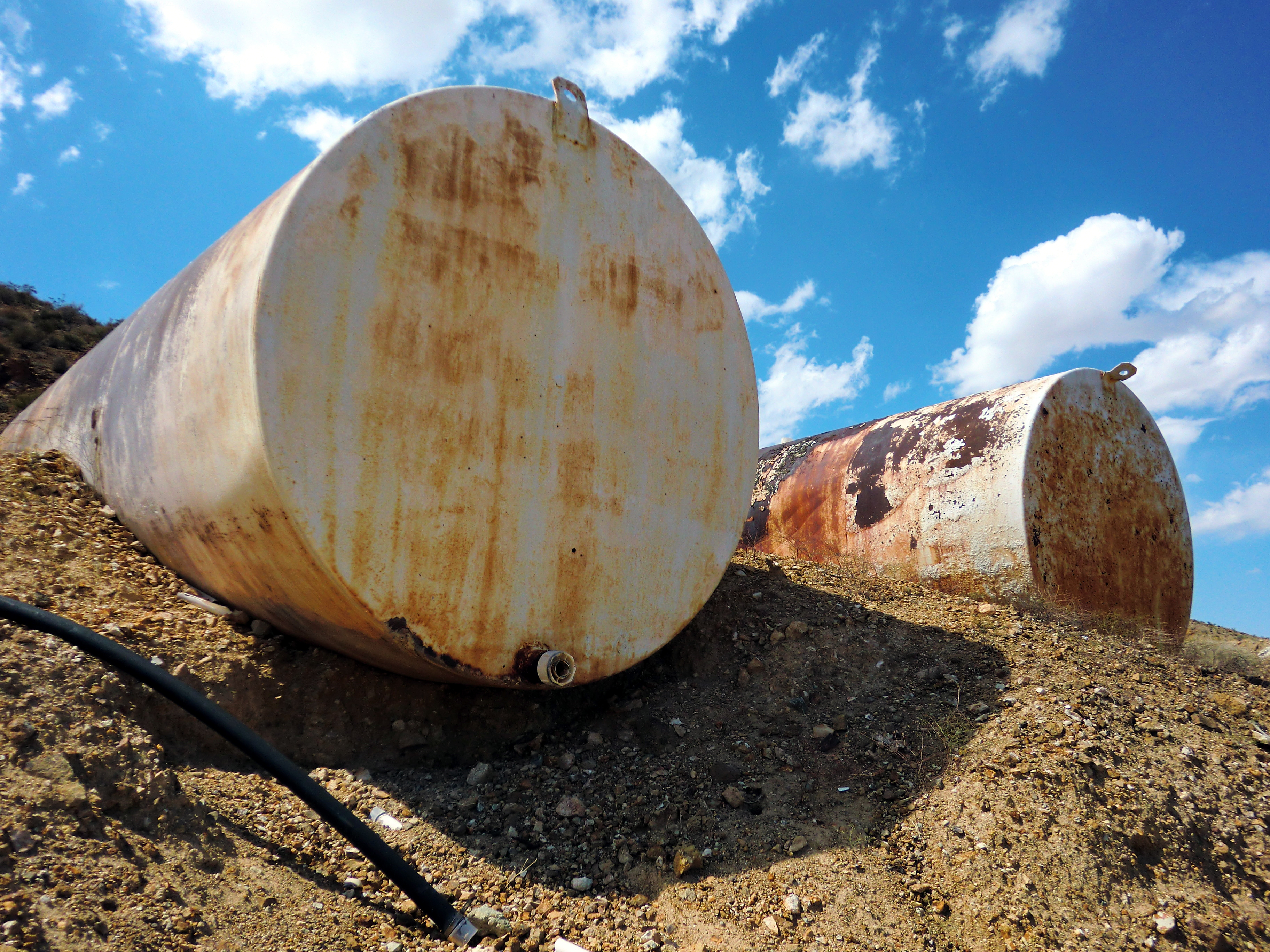 Industrial storage tanks